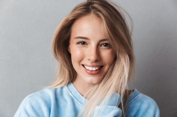 Smiling Faces Woman #1, 26xJPG