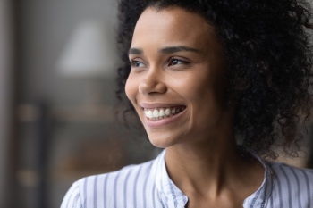 Smiling Faces Woman #2, 25xJPG