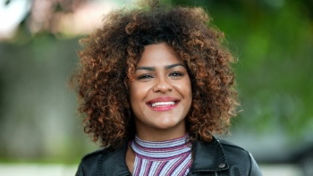 Smiling Faces Woman #2, 25xJPG