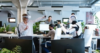 Hi-Tech Engineering & Indusrty 4.0 25xJPEG