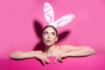 Happy Easter Backgrounds 32xJPEG