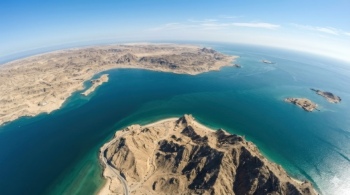 The Strait of Hormuz and The Oil Crisis 10xAI, 23xJPEG