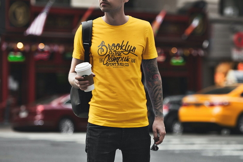 T-Shirt Mockup Male Model New York Scene 10