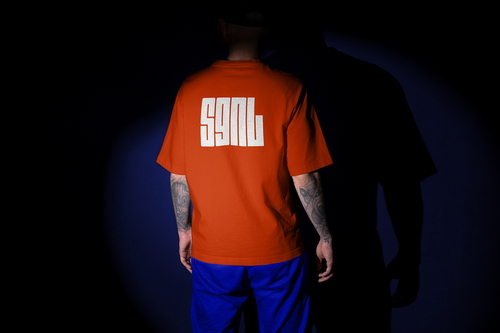 T-Shirt Mockup Scene 04 / SGNL Series