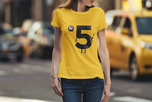 T-Shirt Mockup Female Model New York Scene 11