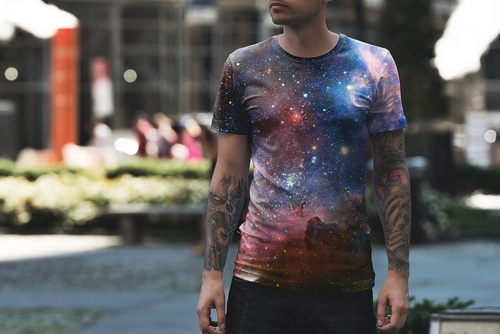 T-Shirt Mockup Male Model New York Scene 13