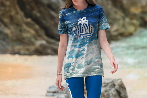 T-Shirt Mockup Female Model Vacation Scene 11
