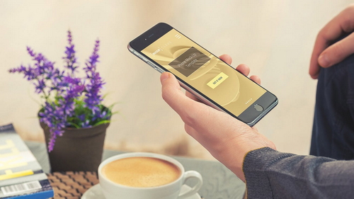 Smartphone iPhone 6 Plus Mockup Scene 07