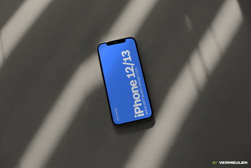 iPhone 12/13 realistic Mockup / W01|02
