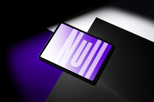 iPad Pro Mockup Scene 03 / Null Series