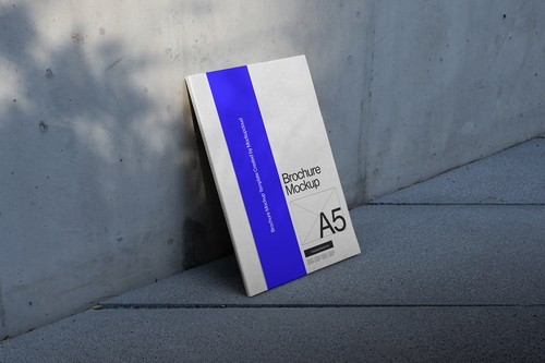 Brochure Mockup Scene Raw-06-01