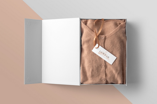 Packaging Apparel Tag Branding Mockup Scene 18