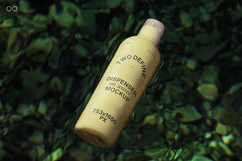 Dispenser on water