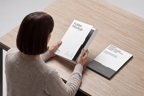 Folder Mockup / Deckle Series 01