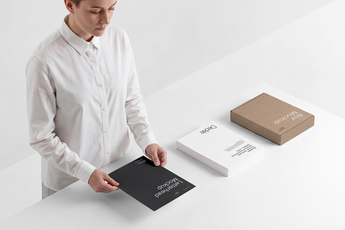 Branding Mockup / Deckle Series