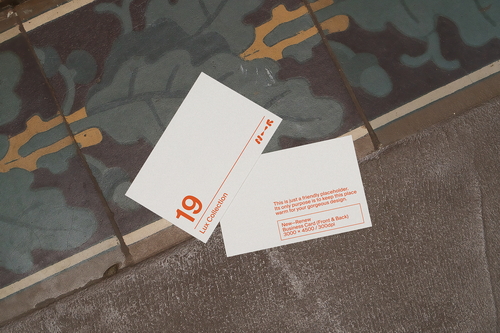 Vintage Business Card Mockup &mdash; LUX-19