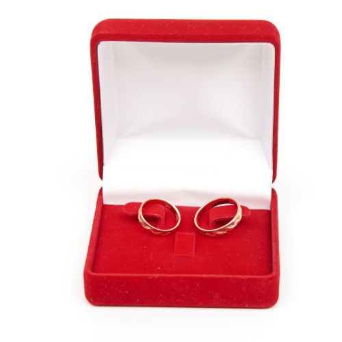 Wedding Rings - Shutterstock 50xjpg