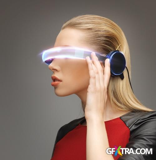 Women with Modern Technology 25xJPG