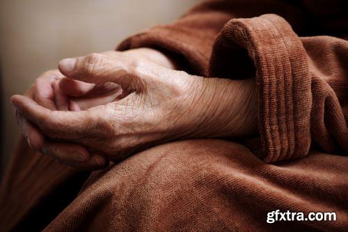 Feeling Hands 25xJPG