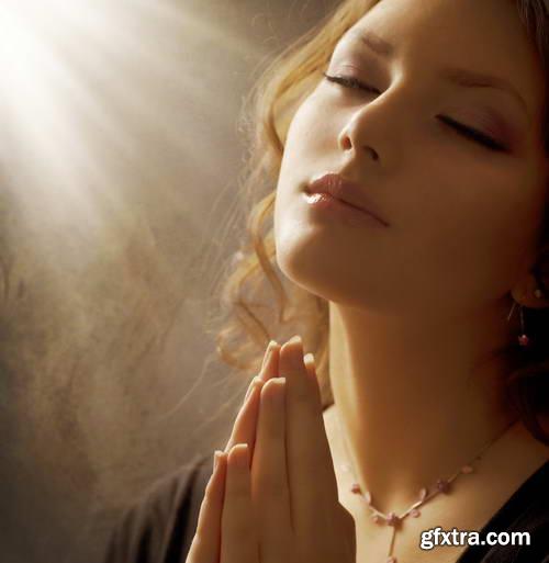 Praying People 35xJPG