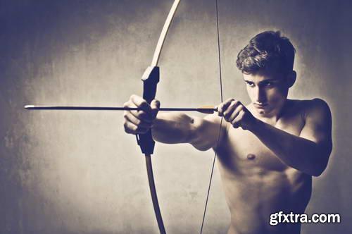 Hitting Target 5xEPS & 20xJPGs Hitting Target 5xEPS & 20xJPGs