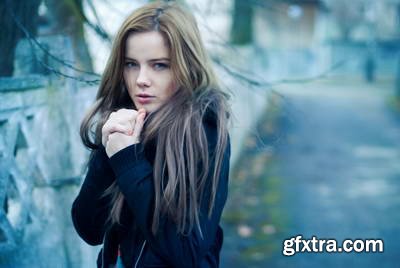 Cool Woman in Winter 25xJPG