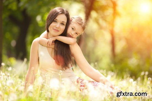 Amazing SS - Beautiful Young Woman Outdoor, 25xJPG Amazing SS - Beautiful Young Woman Outdoor, 25xJPG