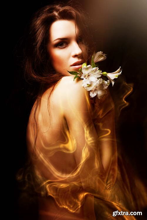 Attractive Girls 25xJPG