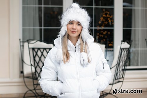 Collection of different beautiful people in winter hat 25 HQ Jpeg