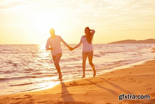 Collection of love young people on the beach sunset penthouse sea 25 HQ Jpeg