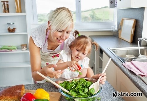 Collection children child eat a variety of foods a child a family dinner 25 HQ Jpeg