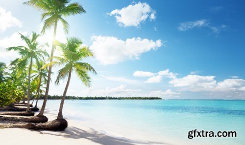 Paradise Vacation 3 - 25 UHQ JPEGs