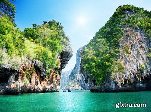 Paradise Vacation 3 - 25 UHQ JPEGs