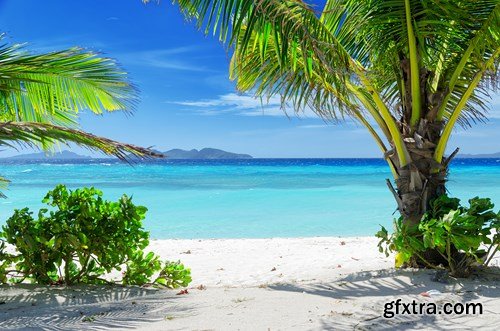 Paradise Vacation 3 - 25 UHQ JPEGs