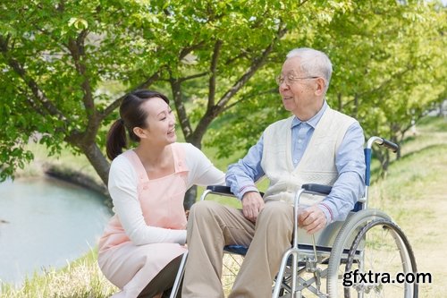 Collection of nurse nursing old people help the old man old woman 25 HQ Jpeg Collection of nurse nursing old people help the old man old woman 25 HQ Jpeg