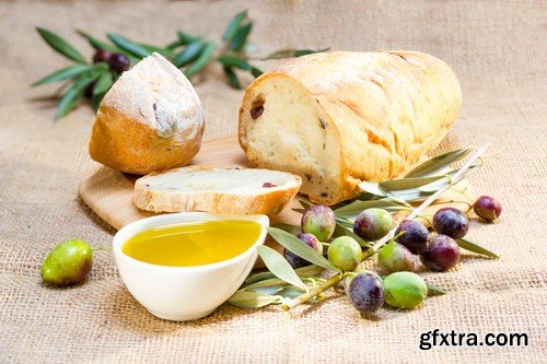 Olive oil and bread