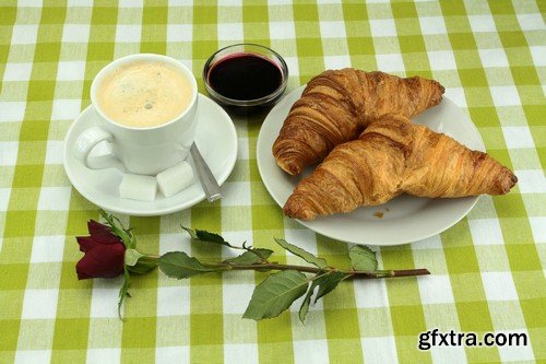 Croissant and rose 1