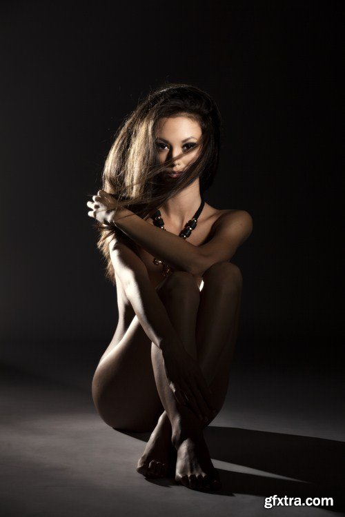 Attractive naked brunette girl 8x JPEG