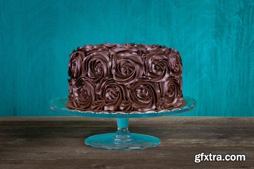 Chocolate cake 2-6xJPEGs