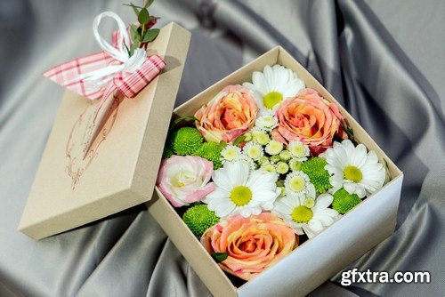 Flowers in box - 5 UHQ JPEG