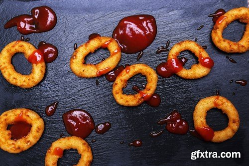 Onion rings and french fries - 19xUHQ JPEG Photo Stock