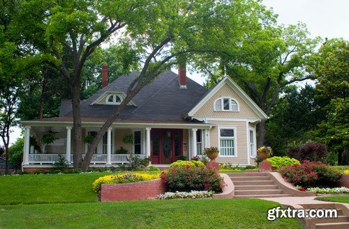 Classic house with flower garden - 14xUHQ JPEG