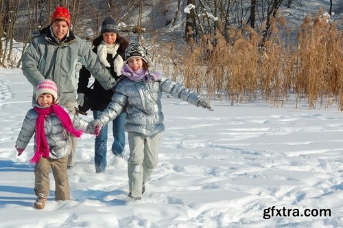 Happy Family Mom Dad Children Joy Holidays 25xJPG Happy Family Mom Dad Children Joy Holidays 25xJPG