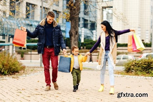 Happy Family Mom Dad Children Joy Holidays 25xJPG Happy Family Mom Dad Children Joy Holidays 25xJPG