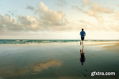 Sports Training Running on the Sand Beach Sea Ocean 25xJPG Sports Training Running on the Sand Beach Sea Ocean 25xJPG