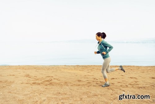 Sports Training Running on the Sand Beach Sea Ocean 25xJPG Sports Training Running on the Sand Beach Sea Ocean 25xJPG