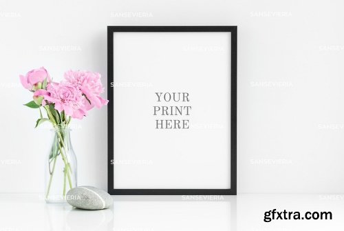 CreativeMarket Bundle - Frame mock up peonies vol.1 1996324