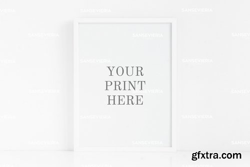CM - 30x40 white frame mock up 2105958