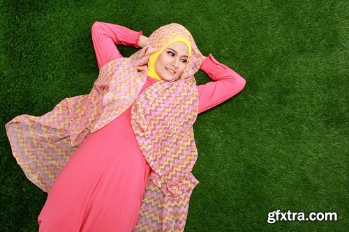 Muslim Girl, Woman, Child with Hijab 25xJPG