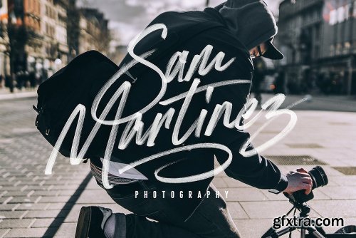 CreativeMarket Stay Dreaming SVG Font 2784491